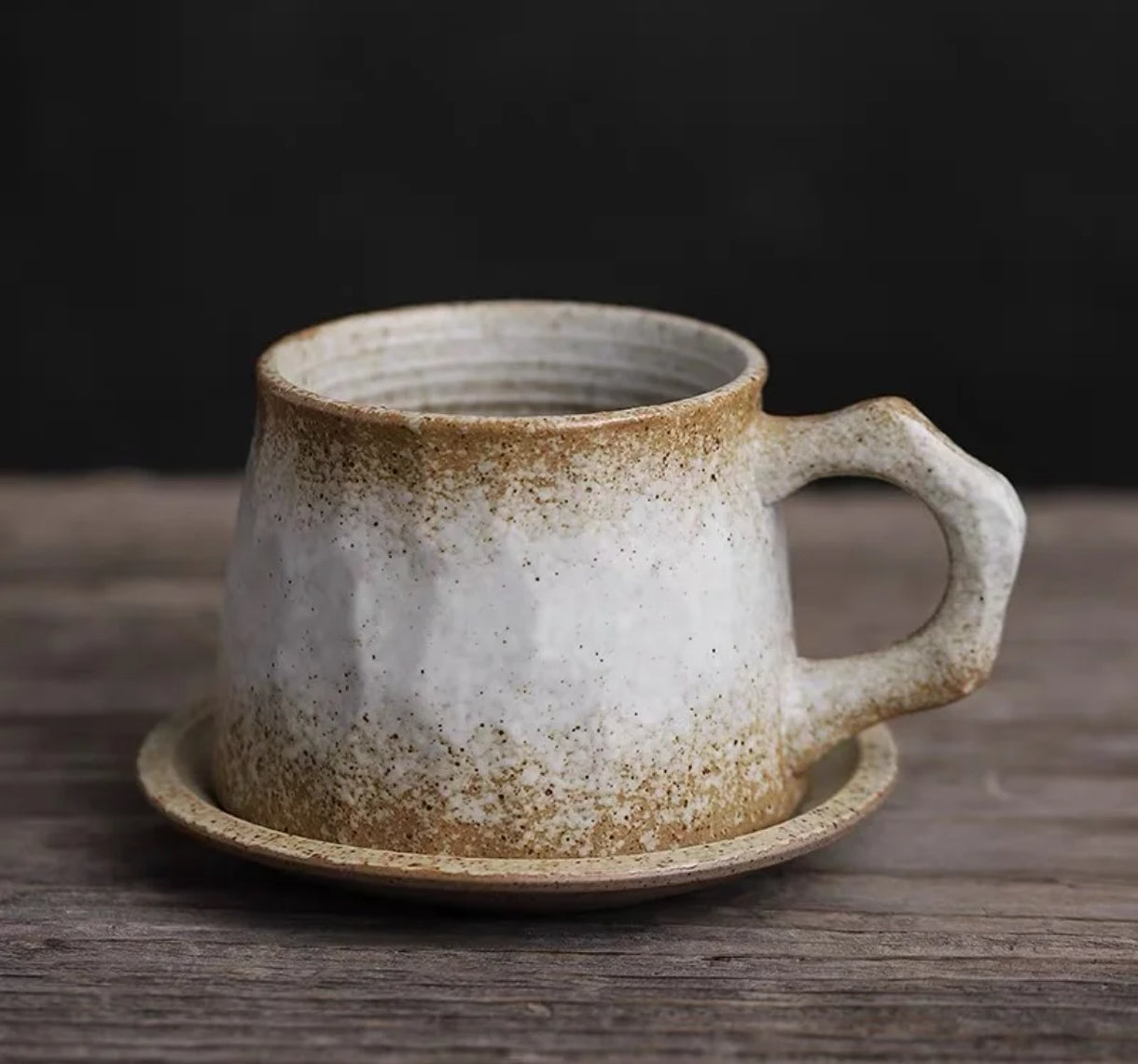 Handveredelte Keramik-Kaffeetasse / Hand-finished ceramic coffee cup