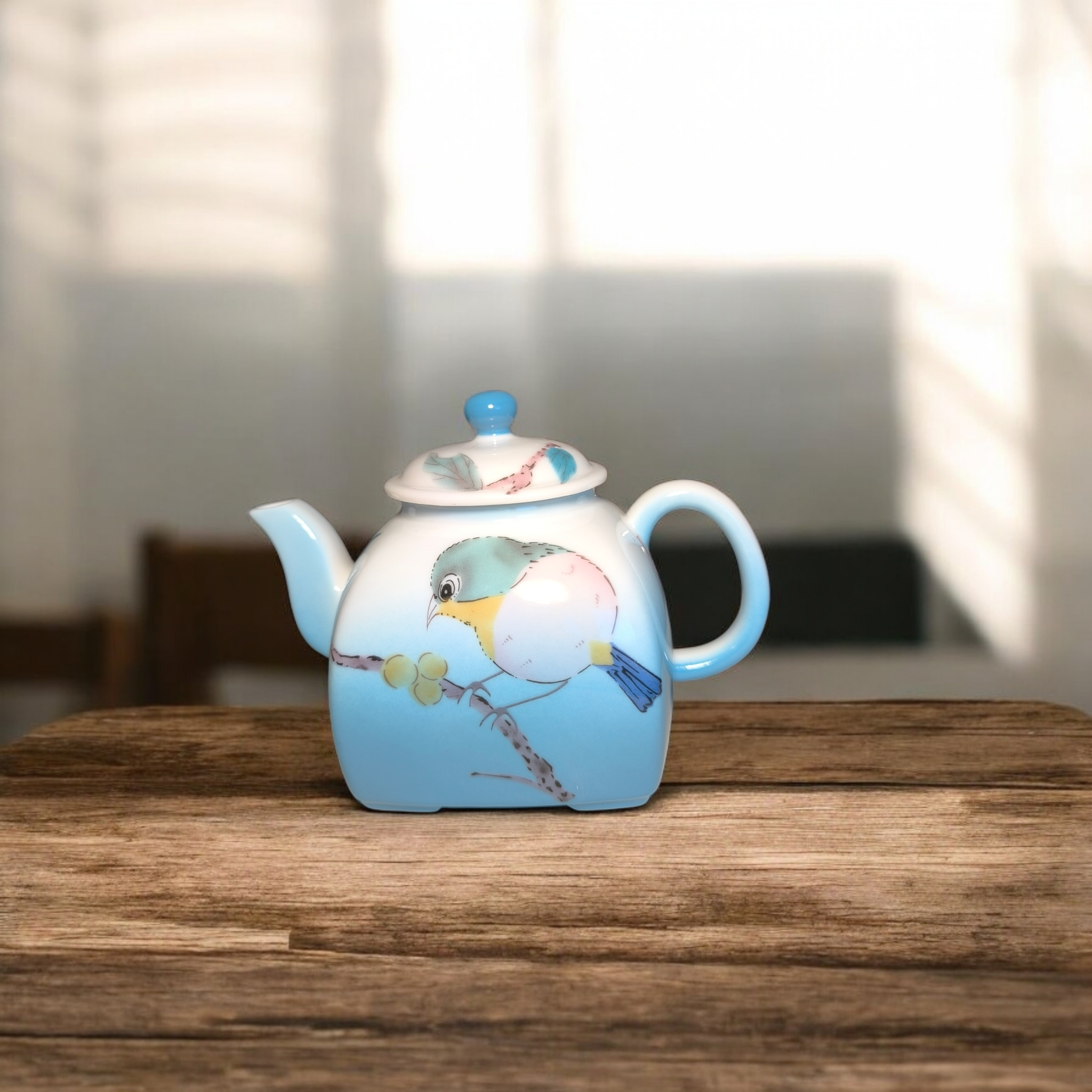 Handveredelte Mini Keramik-Teekanne mit integriertem Filter/ Hand-finished Mini ceramic Teapot with integrated filter