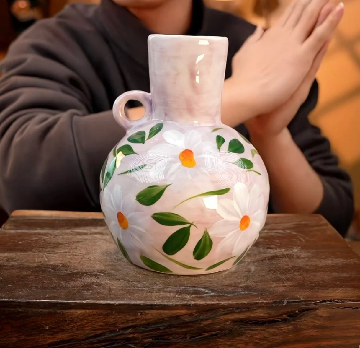 Handveredelte Keramikvase/Hand-Finished Ceramic Vase